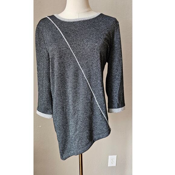 Weekends by Chico's French Terry Shimmer Asymmetrical-Hem Top Women Size 0 Small - Picture 1 of 6